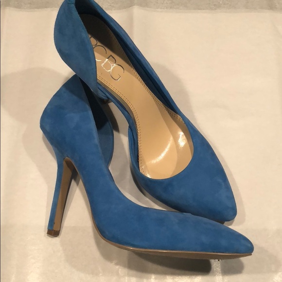 BCBG Paris Shoes - BCBG turquoise suede heels